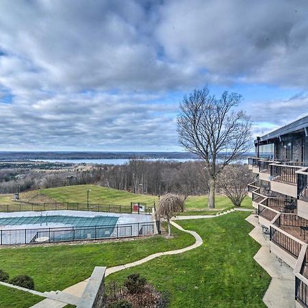 Cozy Bellaire Condo With Balcony - 3 Mi To Skiing! Exterior foto