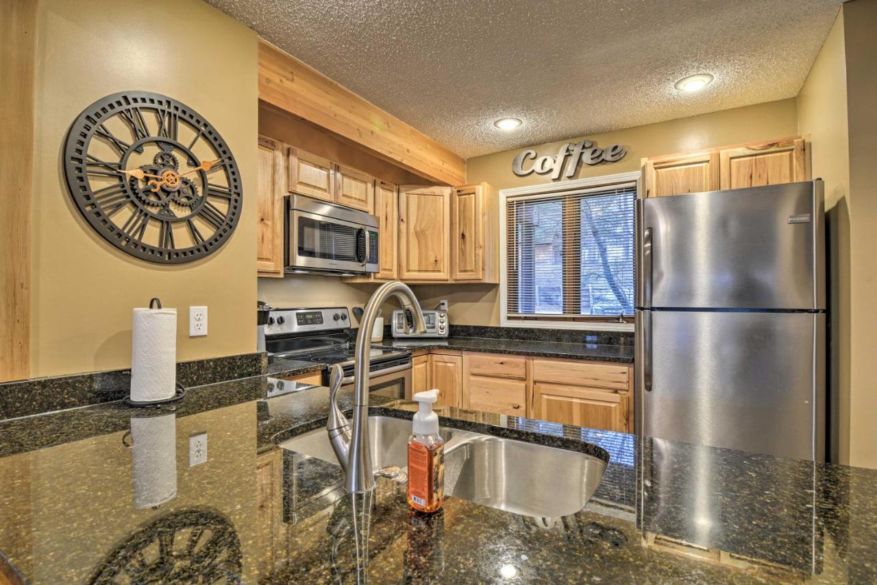 Cozy Bellaire Condo With Balcony - 3 Mi To Skiing! Exterior foto