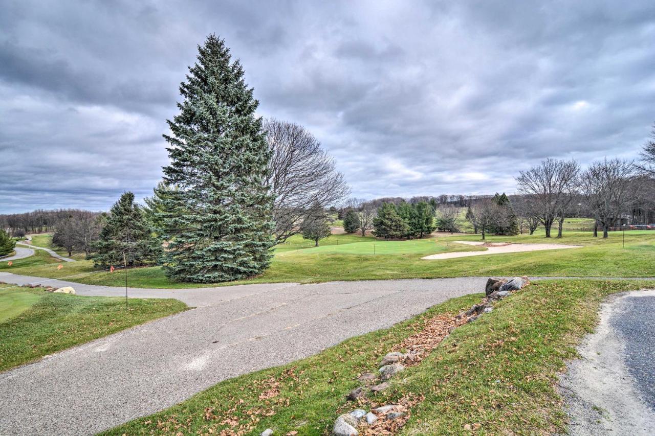 Cozy Bellaire Condo With Balcony - 3 Mi To Skiing! Exterior foto