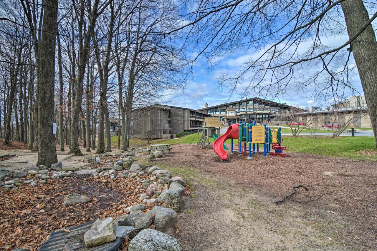 Cozy Bellaire Condo With Balcony - 3 Mi To Skiing! Exterior foto